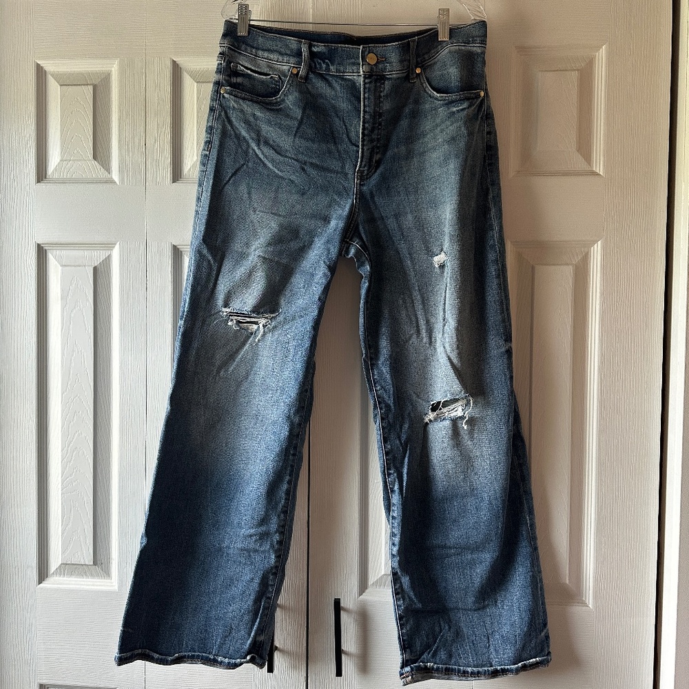 Express High Rise Wide Leg Distressed Jeans | 12 Short